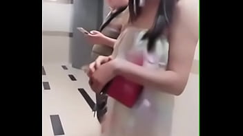 Milf nghiệp dư bị rò rỉ