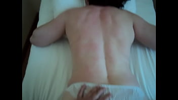 Vídeo pornô caseiro escondido